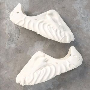 Kito wears fossil X jaguar